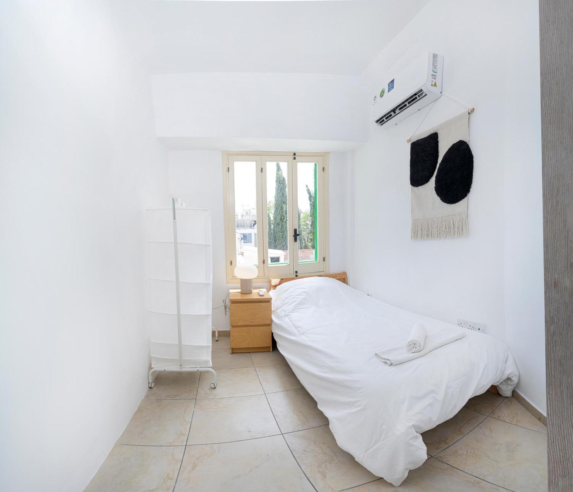 Private Room In Shared Flat ニコシア エクステリア 写真